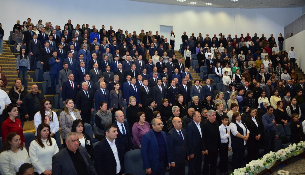 Ağstafada “Konstitusiya və Suverenlik ili: nəticələr və nailiyyətlər” mövzusunda ümumrayon tədbiri keçirilib